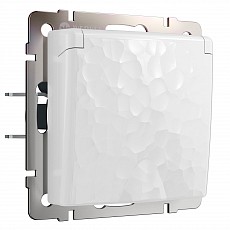 Розетка влагозащищенная с заземлением и со шторками, без рамки Werkel Hammer белый W1271201